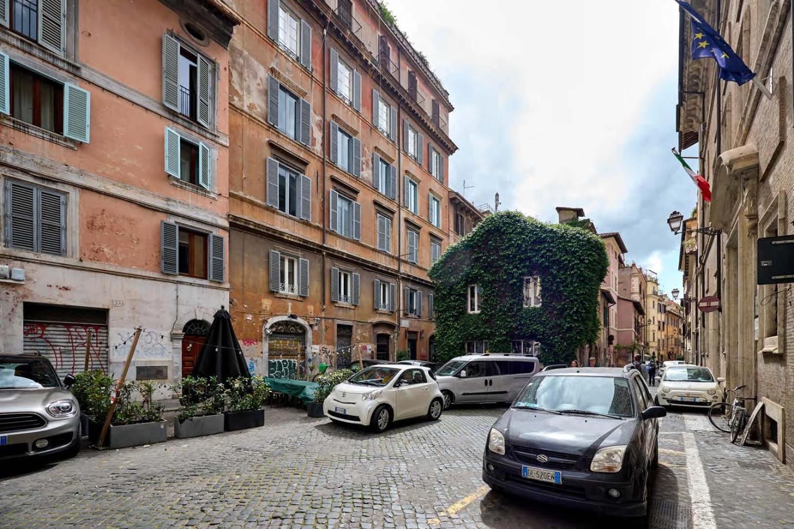 Colosseum Flat Green Rome Exterior photo